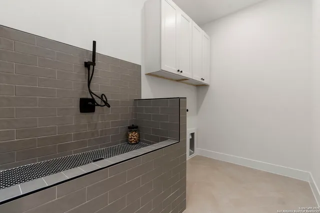 $699,999 | 1172 Buckskin Trail, Bandera, TX 78003