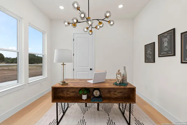 $699,999 | 1172 Buckskin Trail, Bandera, TX 78003