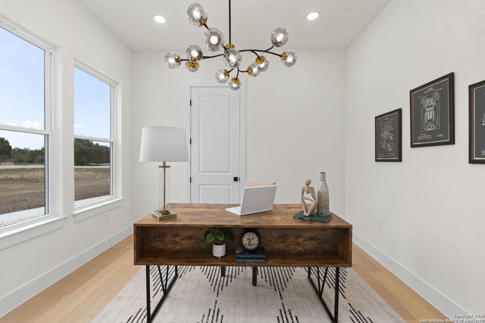 1172 Buckskin Trail Bandera, TX 78003 - Photo 5 of 36