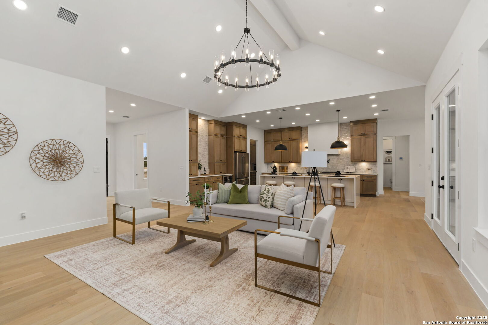 1172 Buckskin Trail Bandera, TX 78003 - Photo 9 of 36