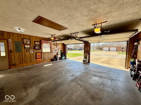 $284,900 | 1403 North Walnut Street, Brazil, IN 47834