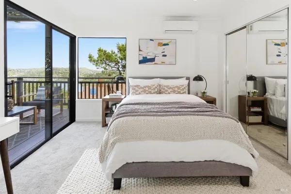 $939,000 | 220 Headlands Court, Sausalito, CA 94965