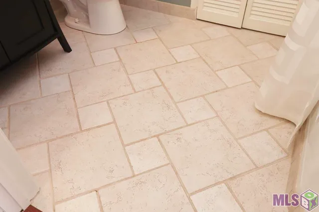 $399,999 | 628 College Hill Drive, Baton Rouge, LA 70808