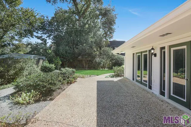 $399,999 | 628 College Hill Drive, Baton Rouge, LA 70808