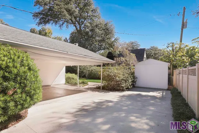 $399,999 | 628 College Hill Drive, Baton Rouge, LA 70808