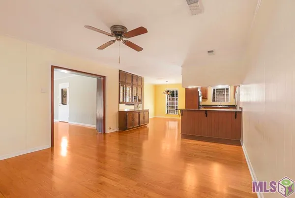 $389,999 | 628 College Hill Drive, Baton Rouge, LA 70808