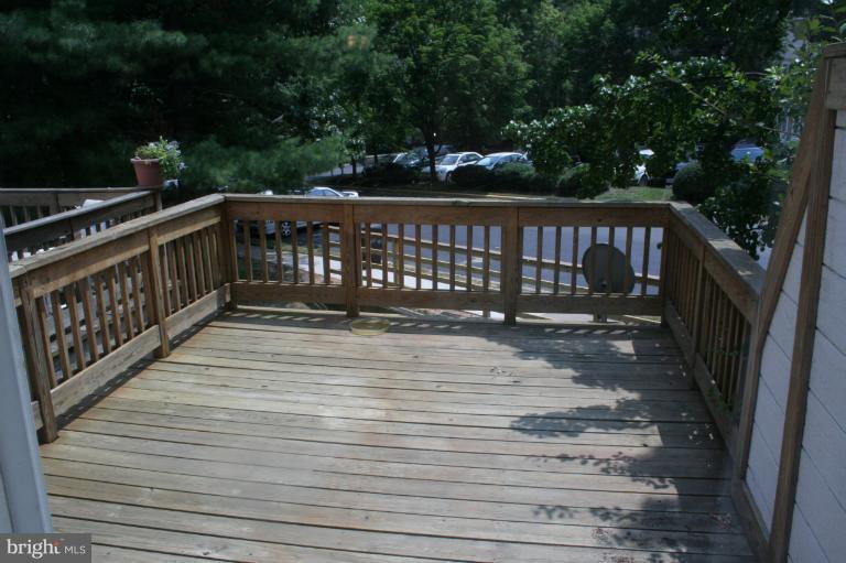 2163 Whisper Way Reston, VA 20191 - Photo 7 of 14 DeckView
