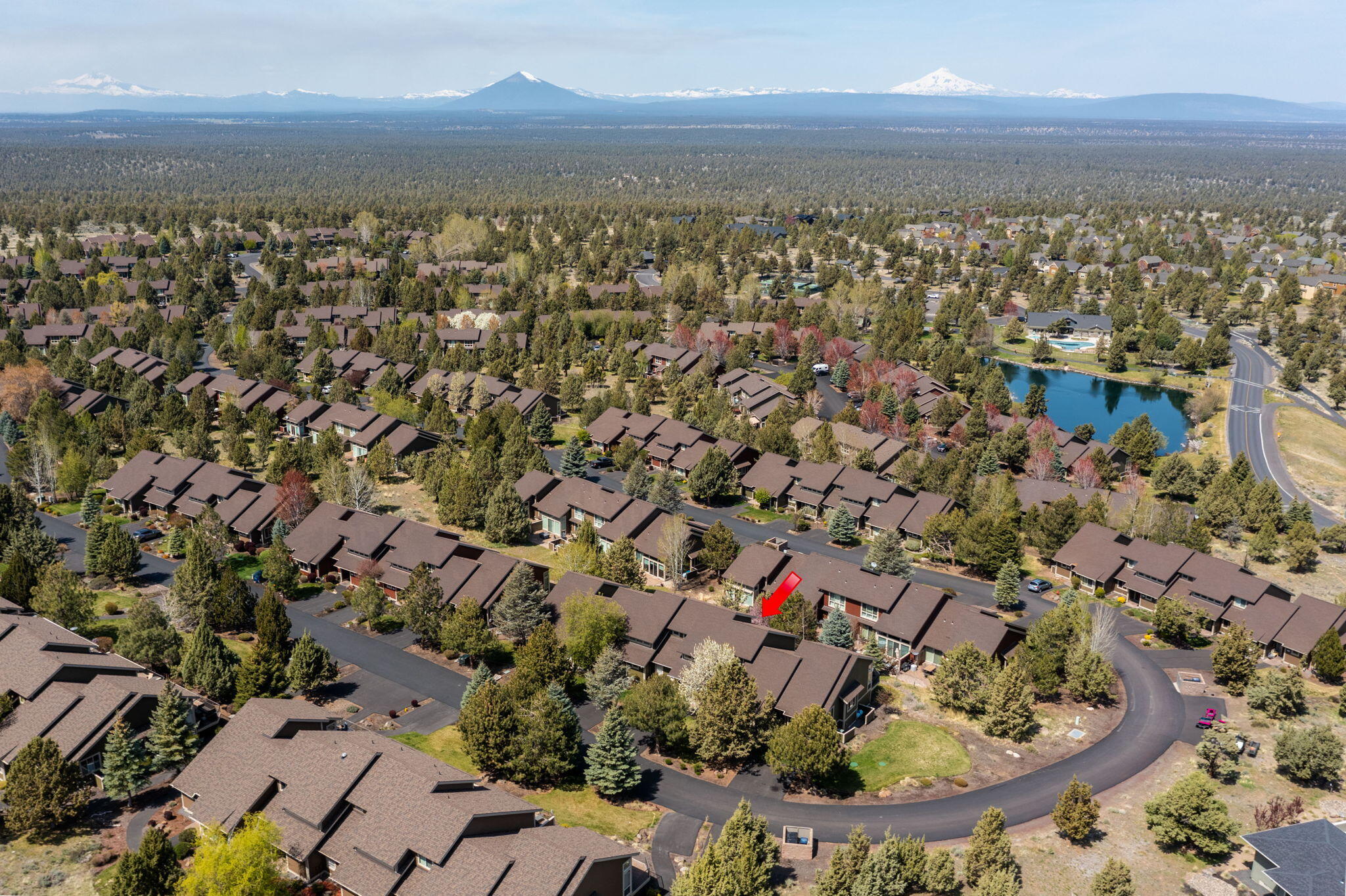 10870 Village Loop Redmond, OR 97756 - Photo 29 of 35 an aerial view of multiple house