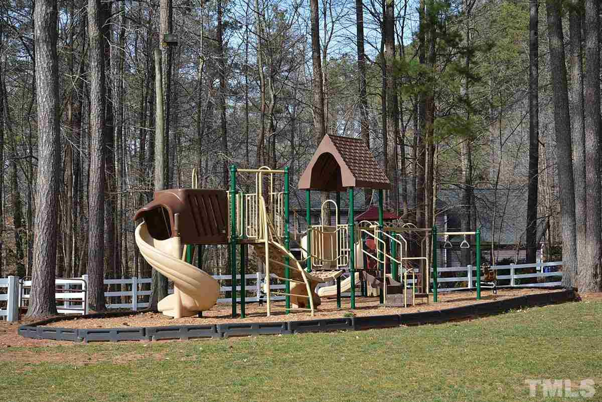 3429 Horseshoe Bend Raleigh, NC 27613 - Photo 24 of 25 Photo 24