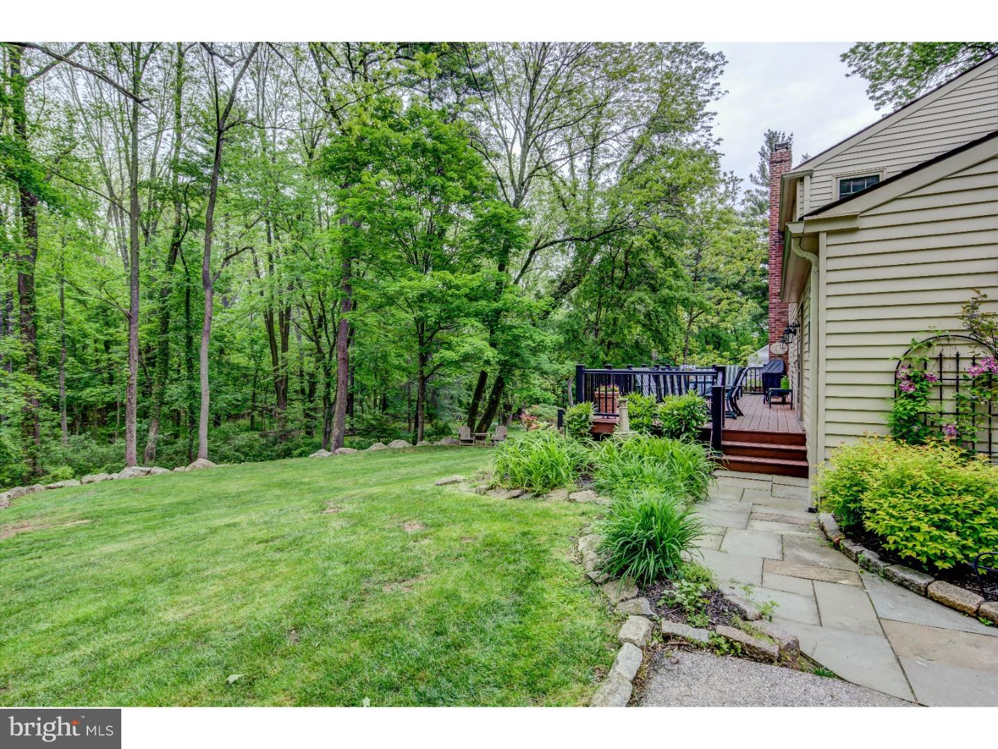 640 Malin Road Newtown Square, PA 19073 - Photo 22 of 24 a view of a back yard