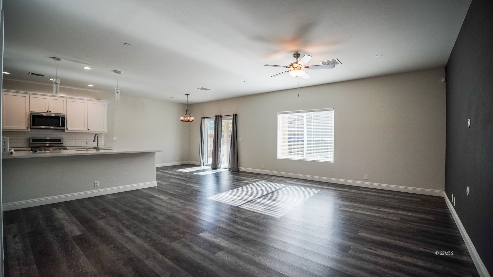 225 Rainshadow Court Ridgecrest, CA 93555 - Photo 5 of 30