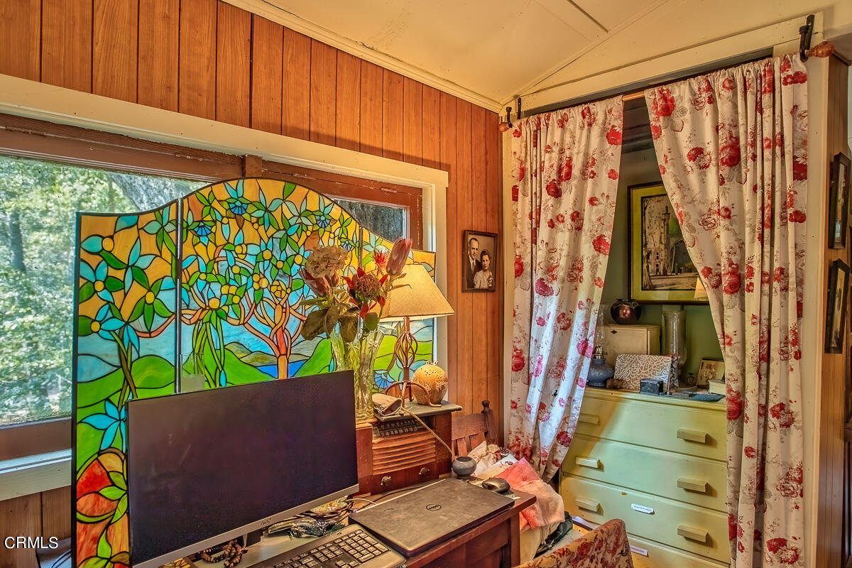 Undisclosed Address Altadena, CA 91001 - Photo 9 of 23