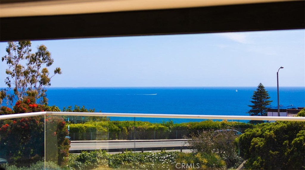 2808 Terry Road Laguna Beach, CA 92651 - Photo 14 of 43 Gallery Image 14