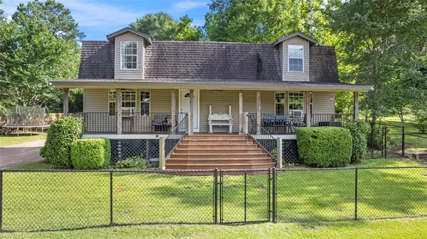 $425,000 | 21900 N Creek, Henderson, TX 75652