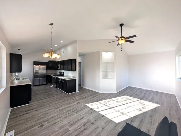 $229,000 | 39477 North Hickory Avenue, Antioch, IL 60002
