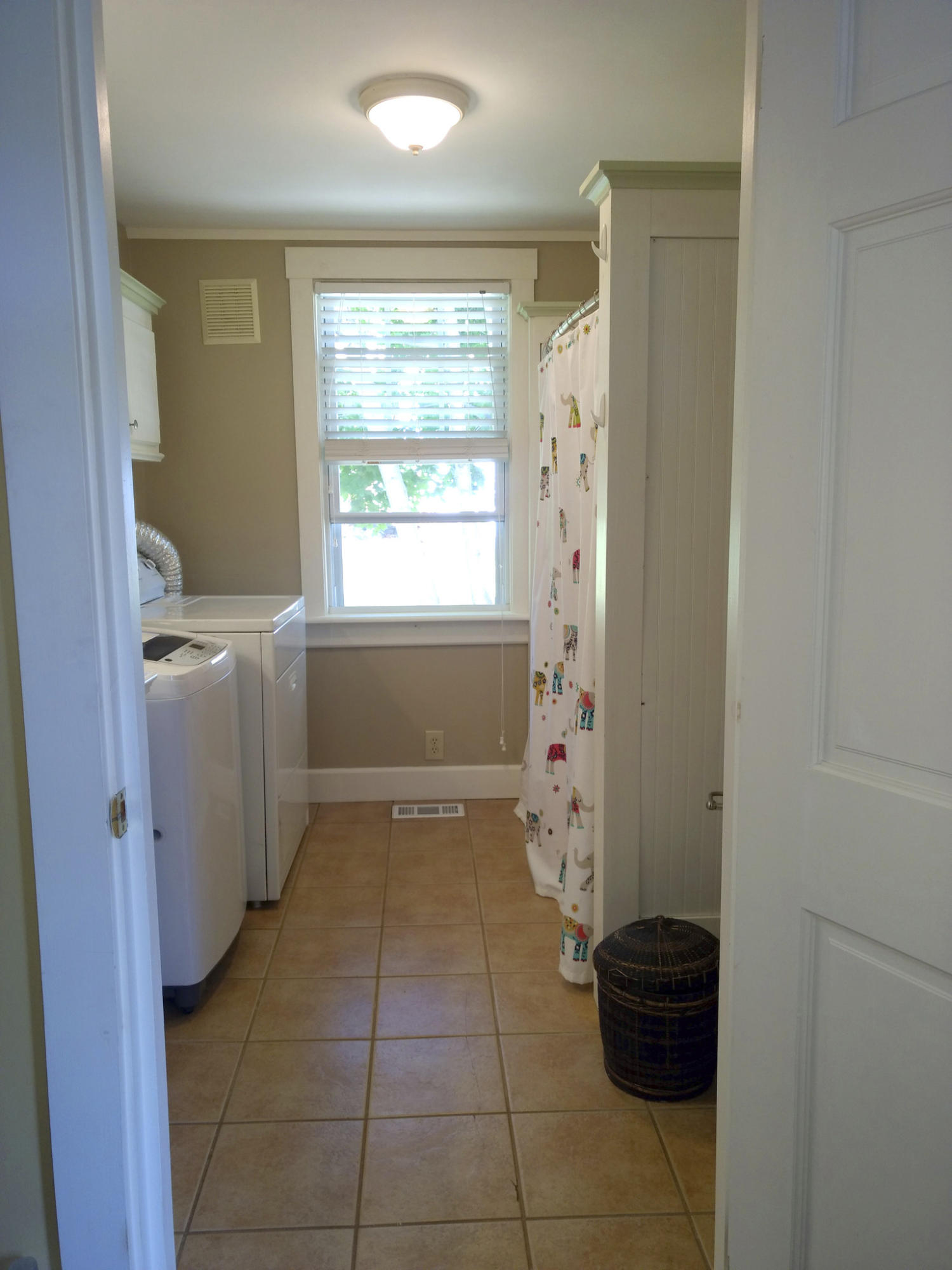 114 Spring Street Gardiner, ME 04345 - Photo 13 of 24 114 Spring St Bath 2