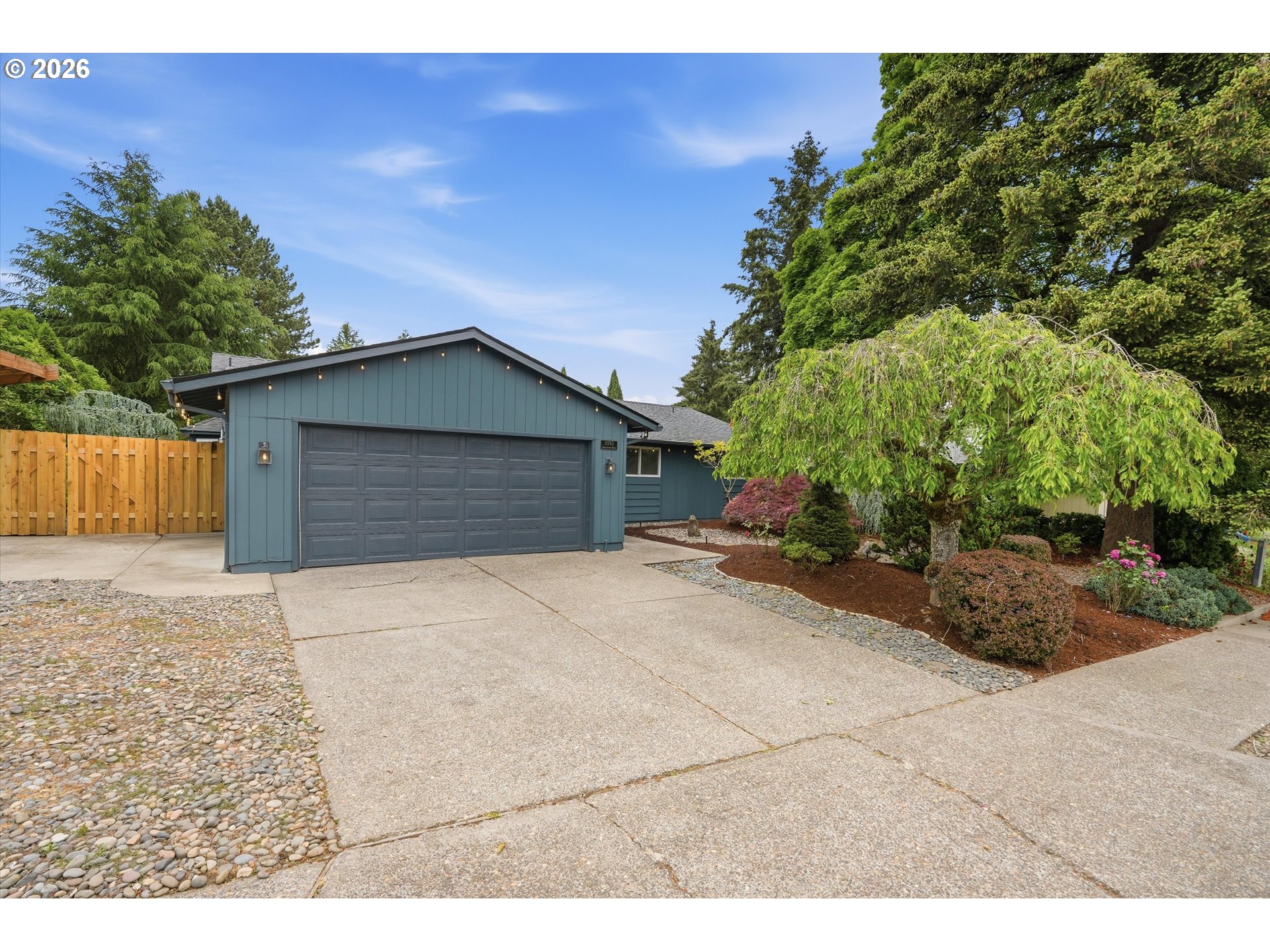 11765 Southwest Springwood Drive Portland, OR 97223 - Photo 7 of 48