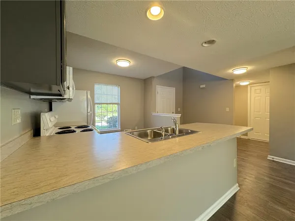 $2,919 | 35 Captains Cove Lane, Webster, NY 14580