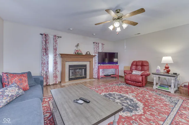 $324,900 | 1804 Acorn Road, Franklin, IN 46131