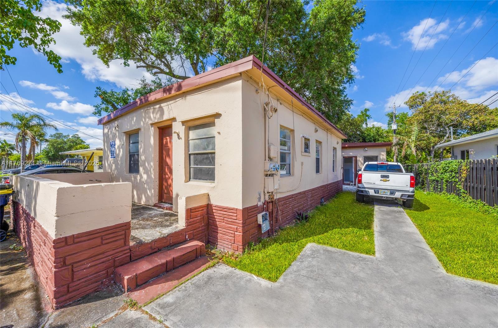 414 Phippen Waiters Road Dania Beach, FL 33004 - Photo 1 of 7