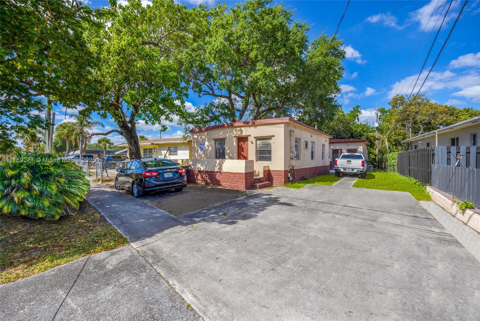 414 Phippen Waiters Road Dania Beach, FL 33004 - Photo 6 of 7