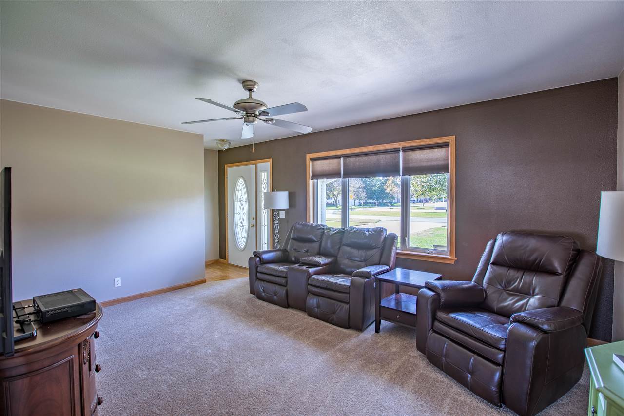 108 Sand Run Road Fruitland, IA 52749 - Photo 11 of 37 Gallery Image 11