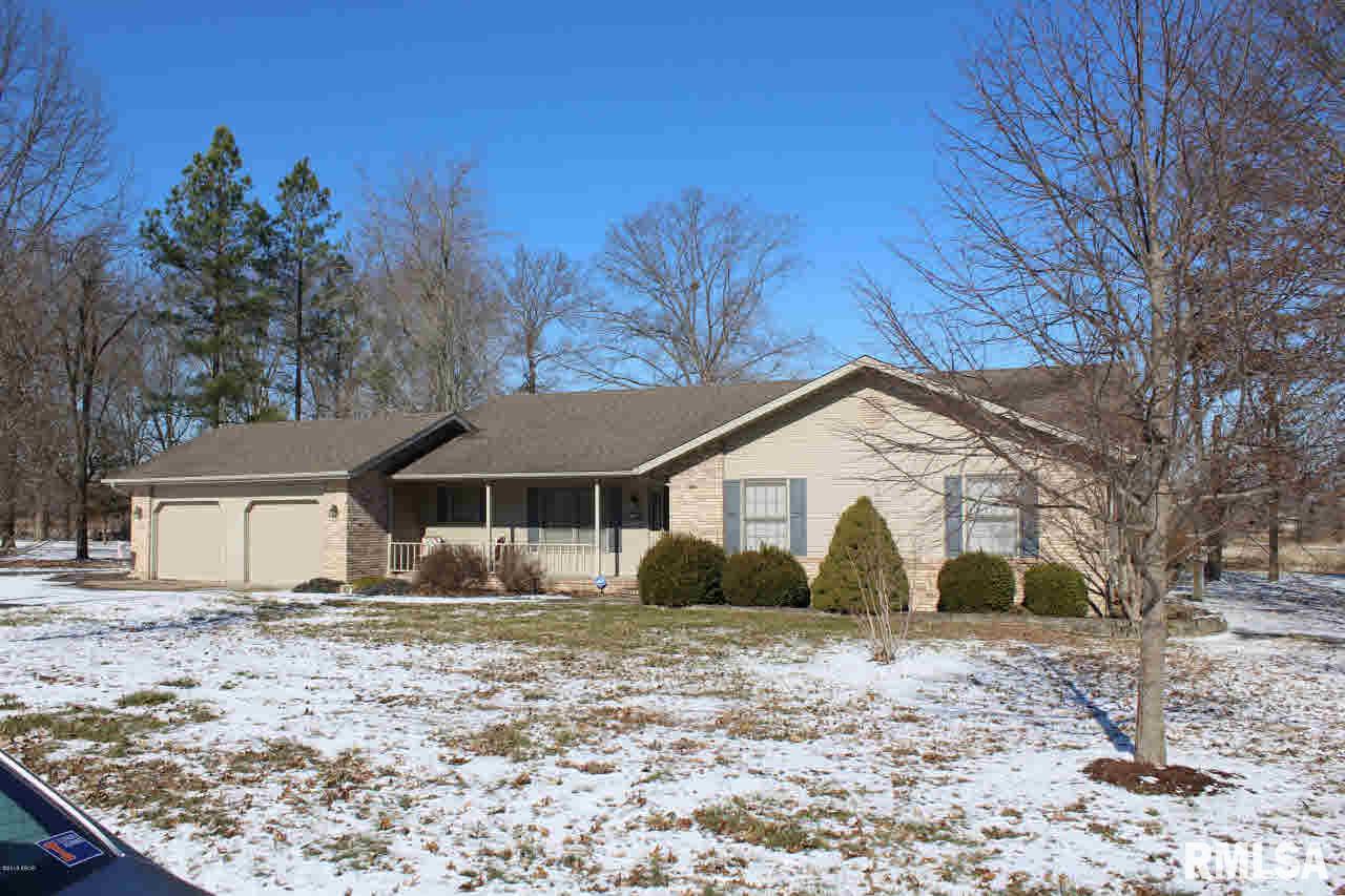 1802 Calico Road Marion, IL 62959 - Photo 2 of 19