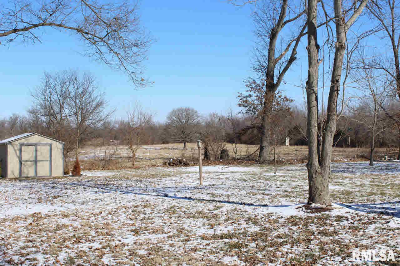 1802 Calico Road Marion, IL 62959 - Photo 6 of 19