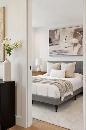 $1,250,000 | 25-23 Newtown Avenue, Unit 2D | Astoria