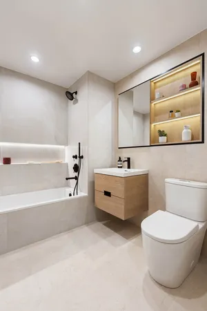 $1,250,000 | 25-23 Newtown Avenue, Unit 2D | Astoria