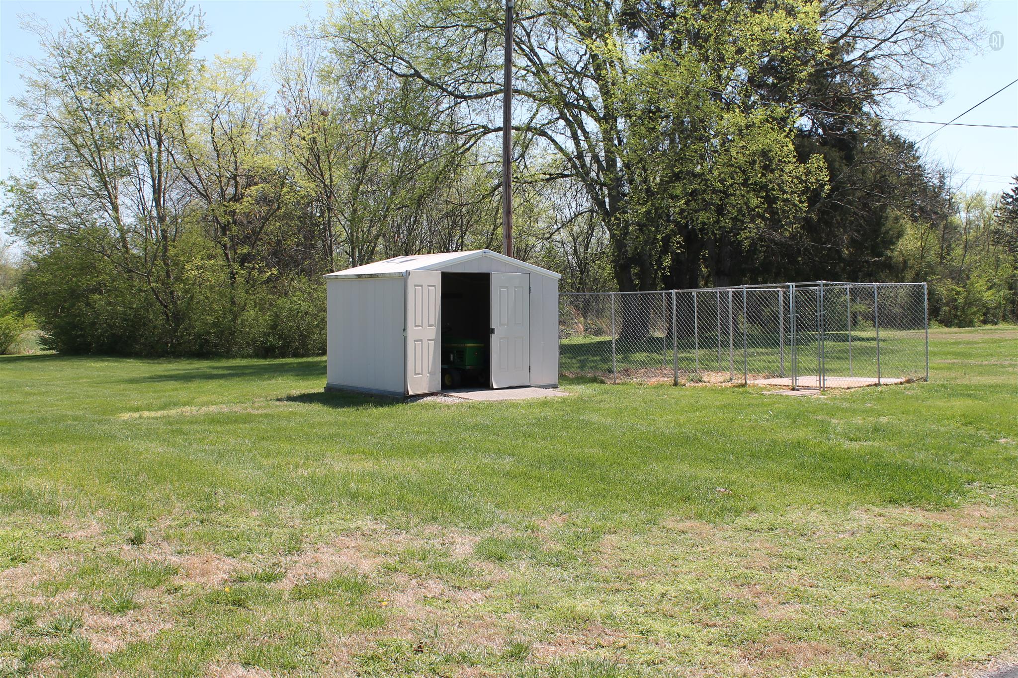 1393 Rutledge Ln. Lebanon, TN 37087 - Photo 4 of 17 Storage building stay with property.