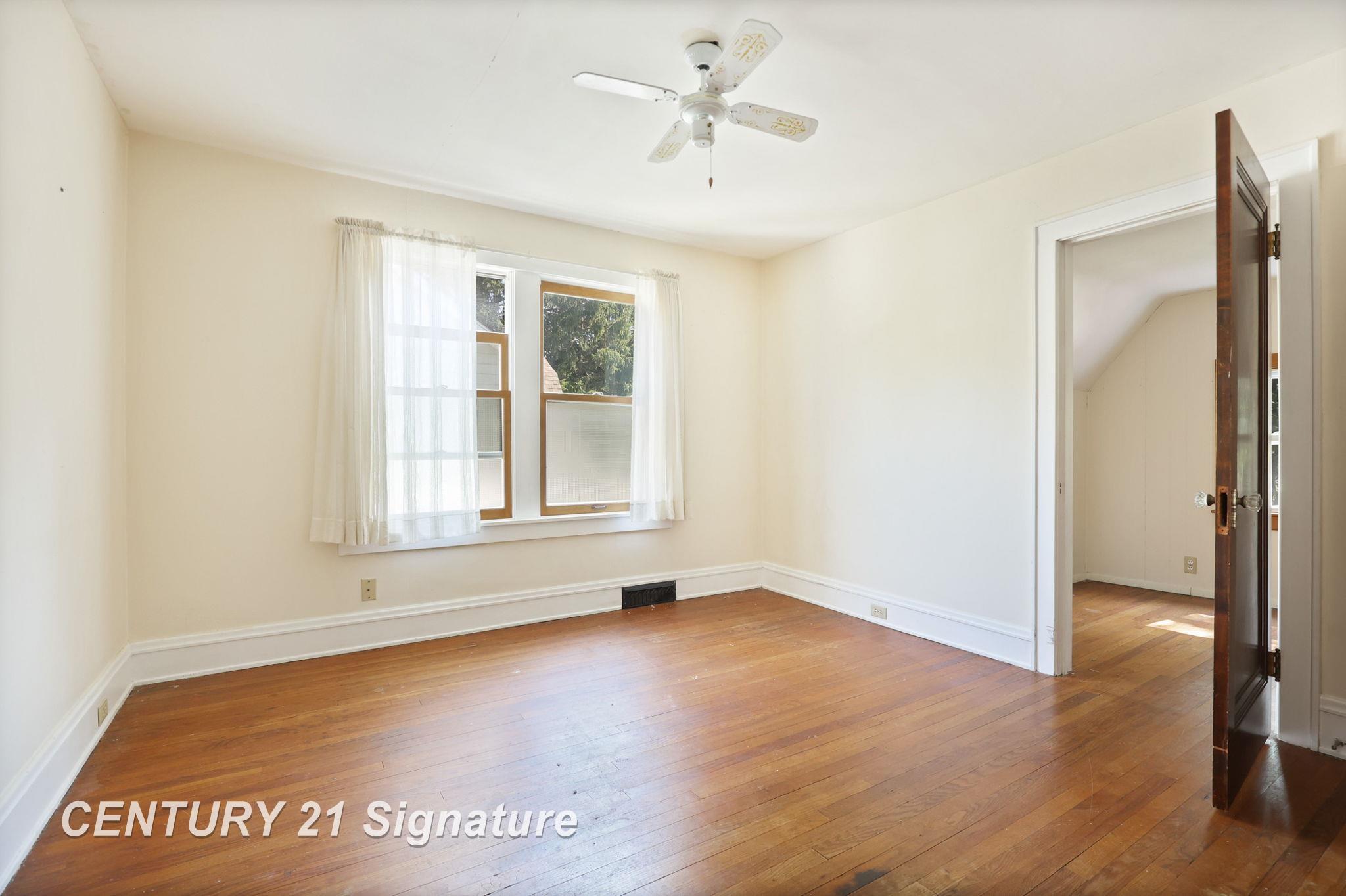 1713 9th Street Bay City, MI 48708 - Photo 22 of 45 50188261-2cdacfaa-fb59-422f-abb6-3a1bc7f9aa69.JPG
