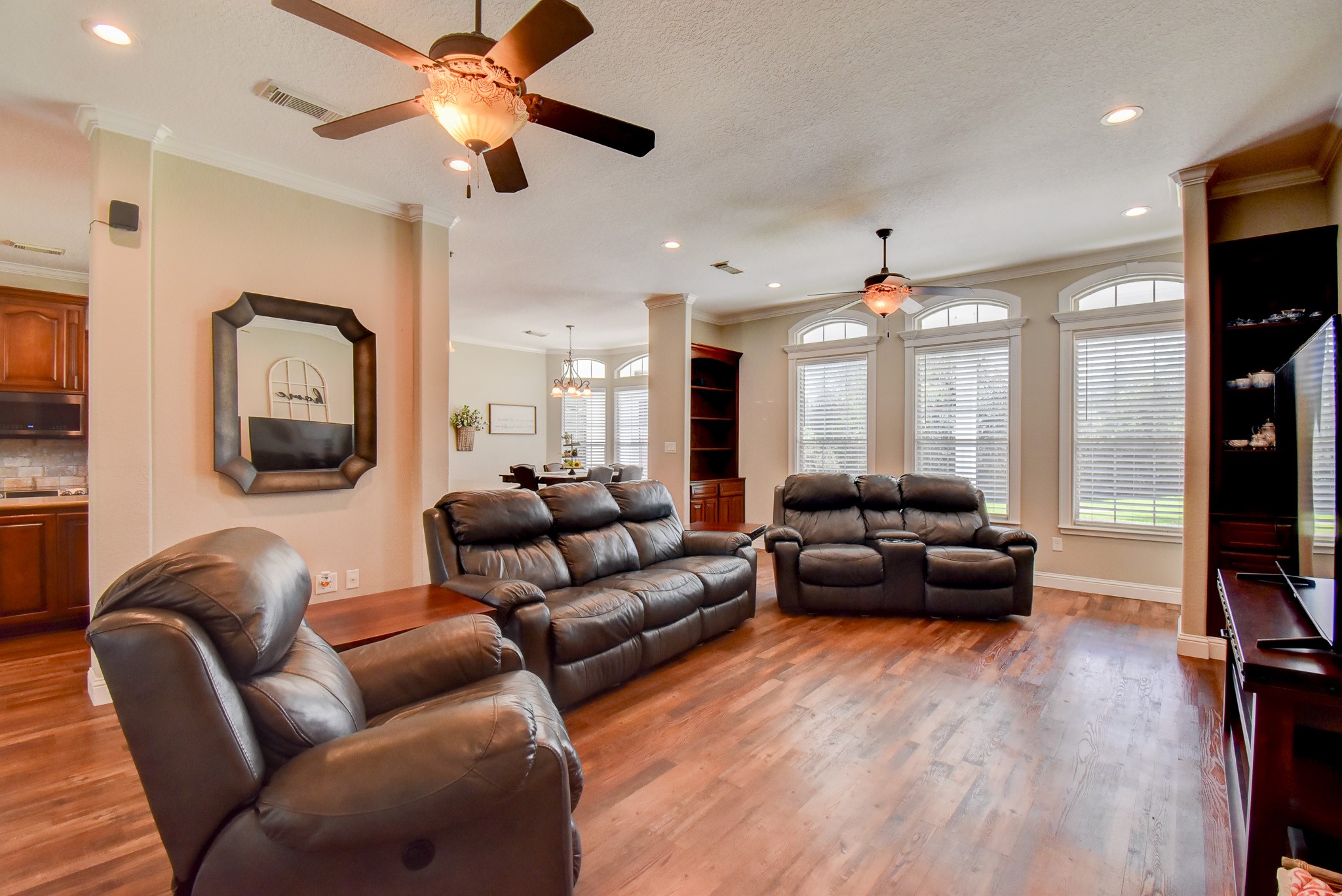 7547 County Road 684D Sweeny, TX 77480 - Photo 4 of 48 Welcome to 7547 CR 684D!