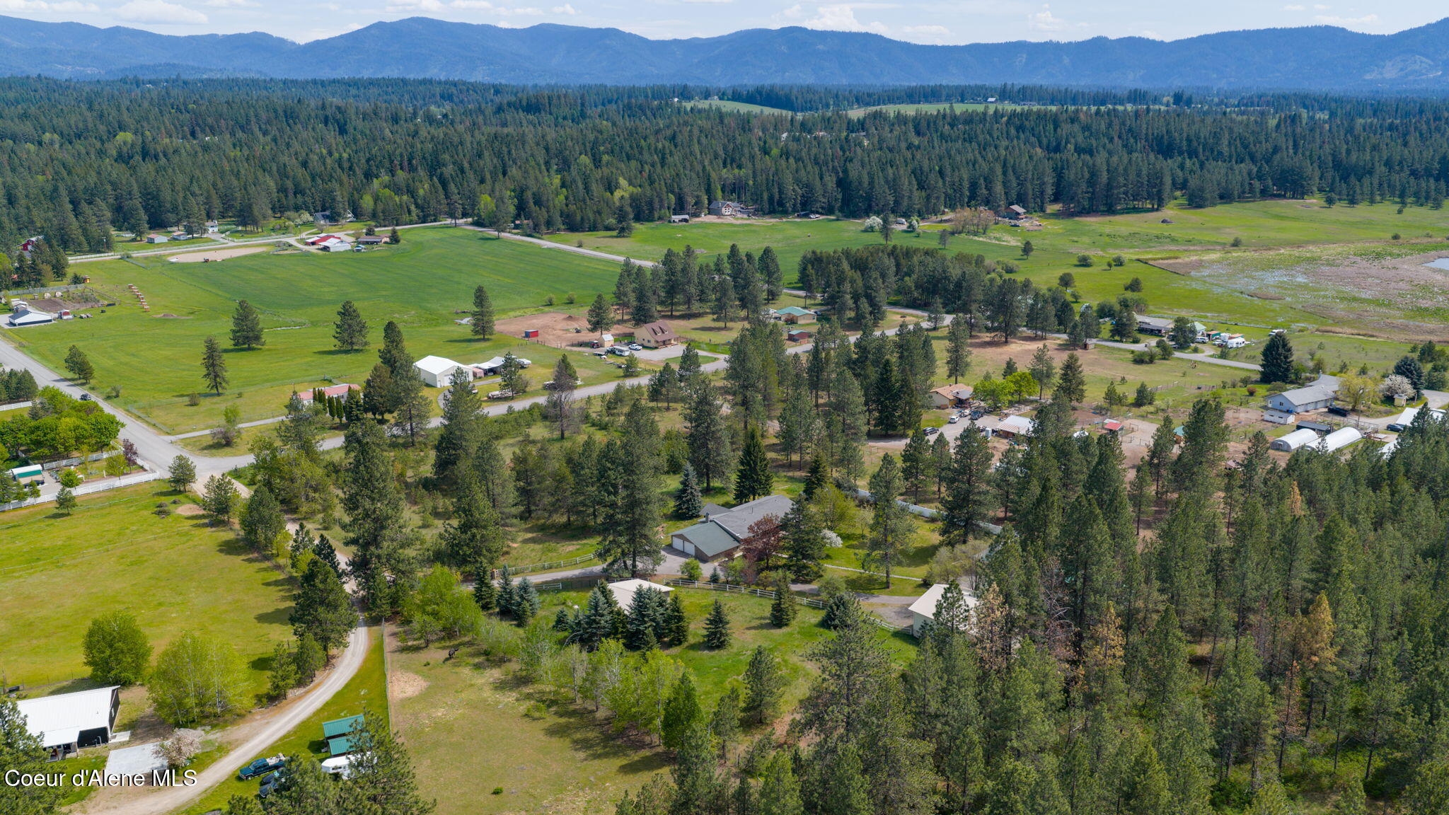 2087 East Glacier Road Hayden, ID 83835 - Photo 9 of 82 Ariel View