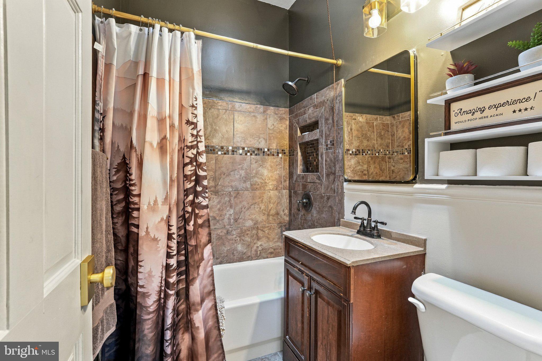 9333 Rising Sun Avenue Philadelphia, PA 19115 - Photo 16 of 39 Gallery Image 16