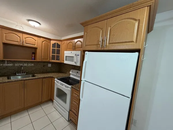 $1,625 | 4444 Southwest 67th Avenue, Unit 25, Miami, FL 33155