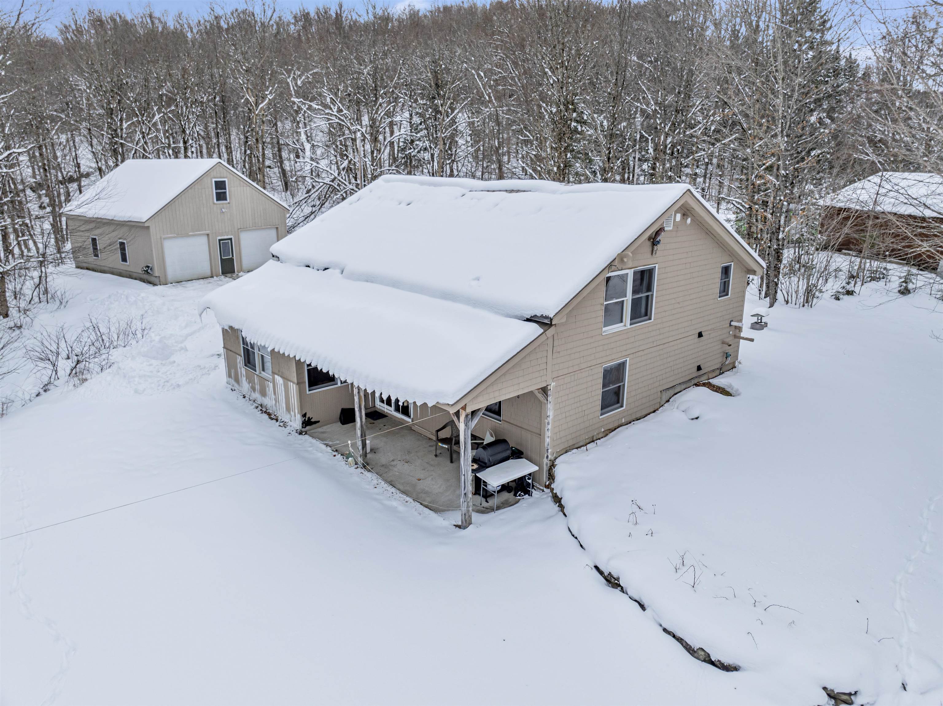 136 Spring Road Pittsburg, NH 03592 - Photo 13 of 35 Gallery Image 13