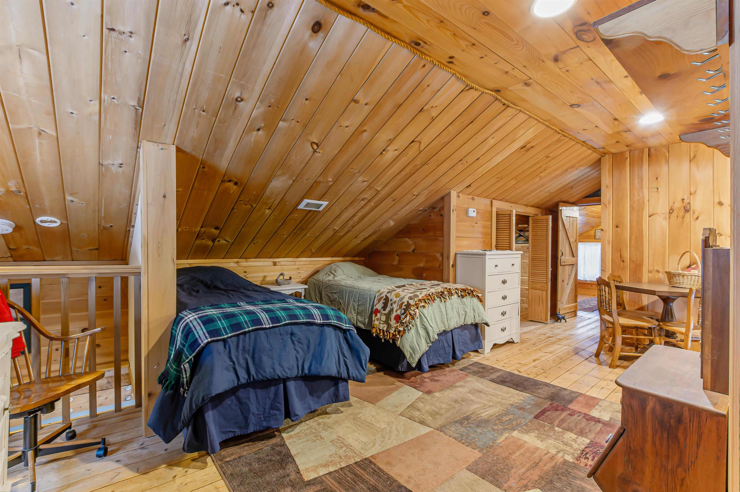 136 Spring Road Pittsburg, NH 03592 - Photo 20 of 35 Gallery Image 20