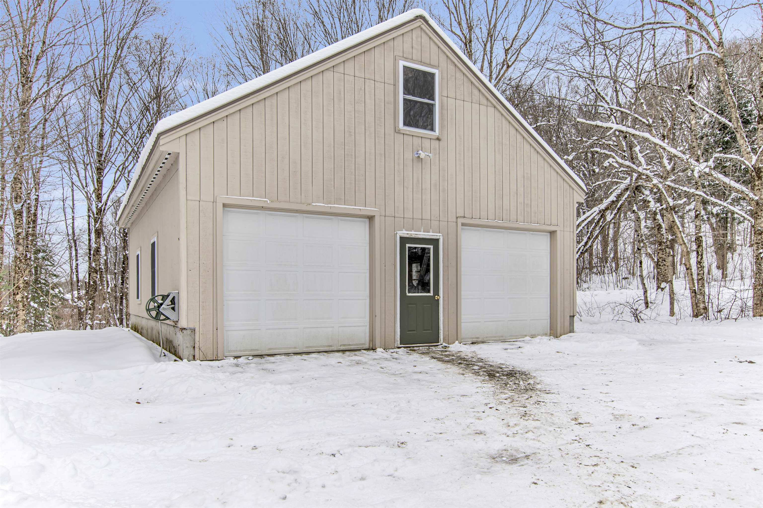 136 Spring Road Pittsburg, NH 03592 - Photo 2 of 35 Gallery Image 2