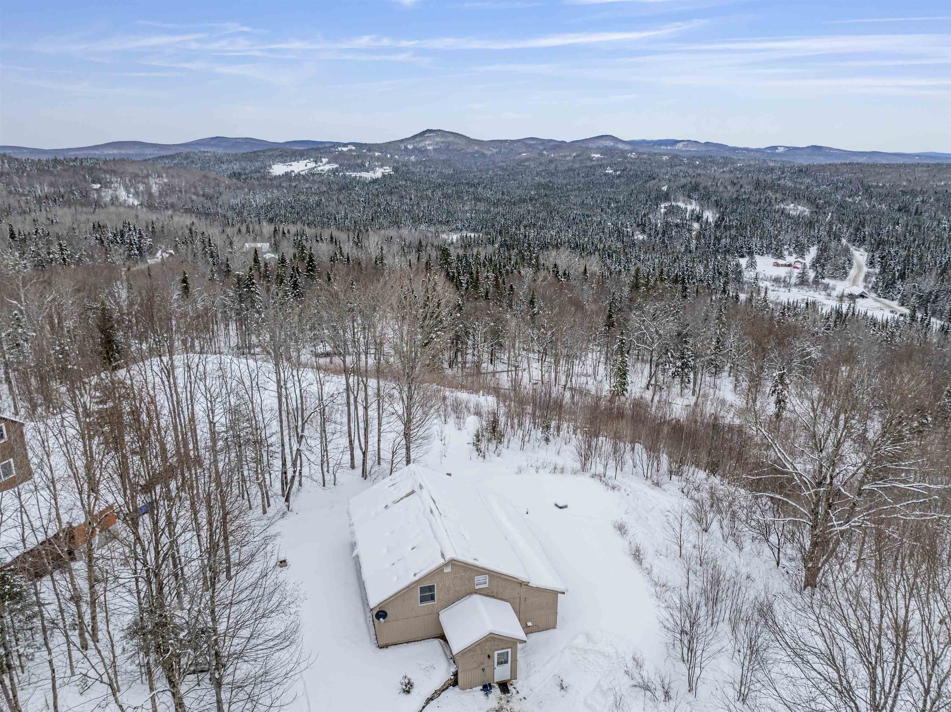 136 Spring Road Pittsburg, NH 03592 - Photo 24 of 35 Gallery Image 24