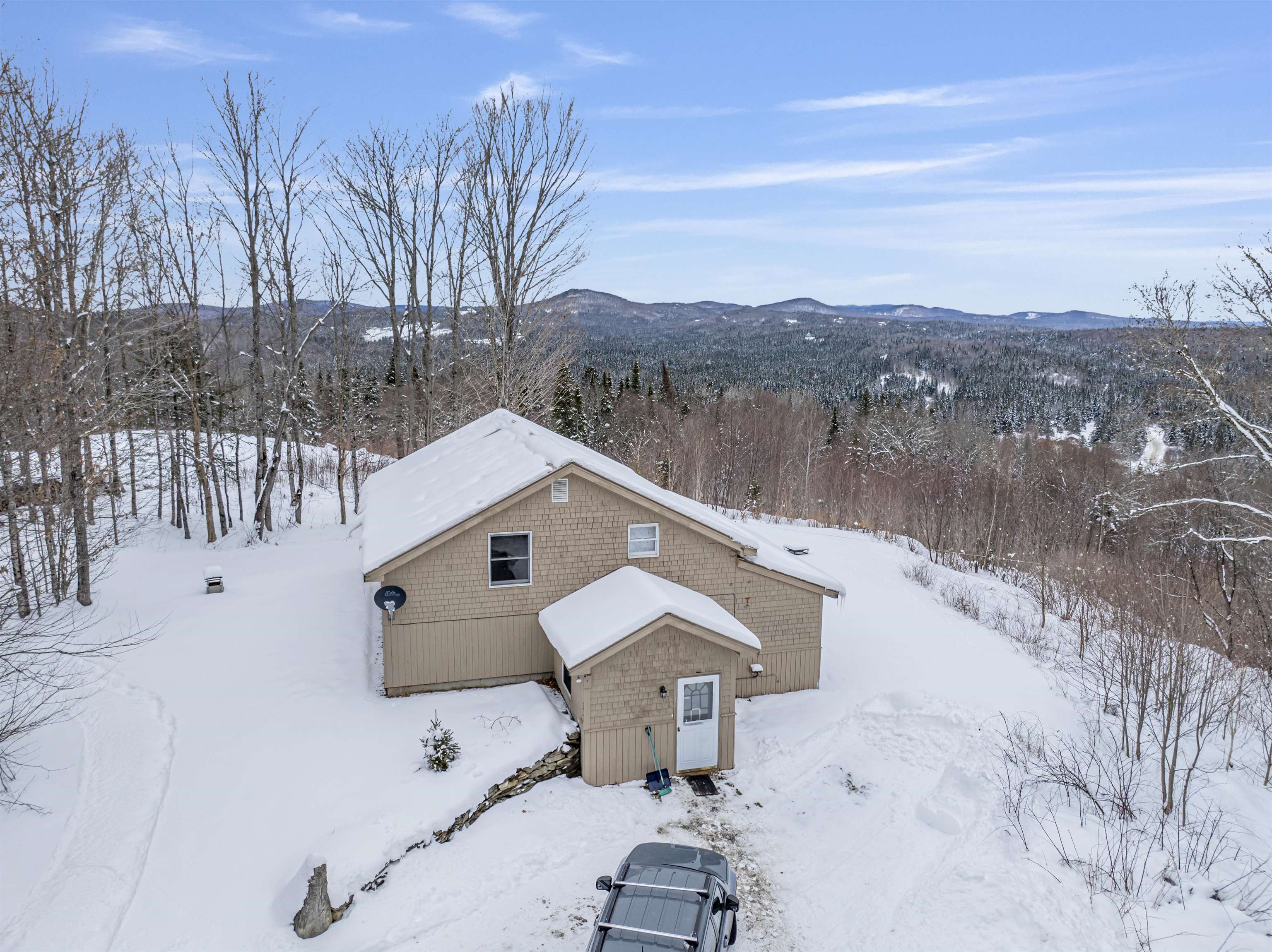 136 Spring Road Pittsburg, NH 03592 - Photo 26 of 35 Gallery Image 26