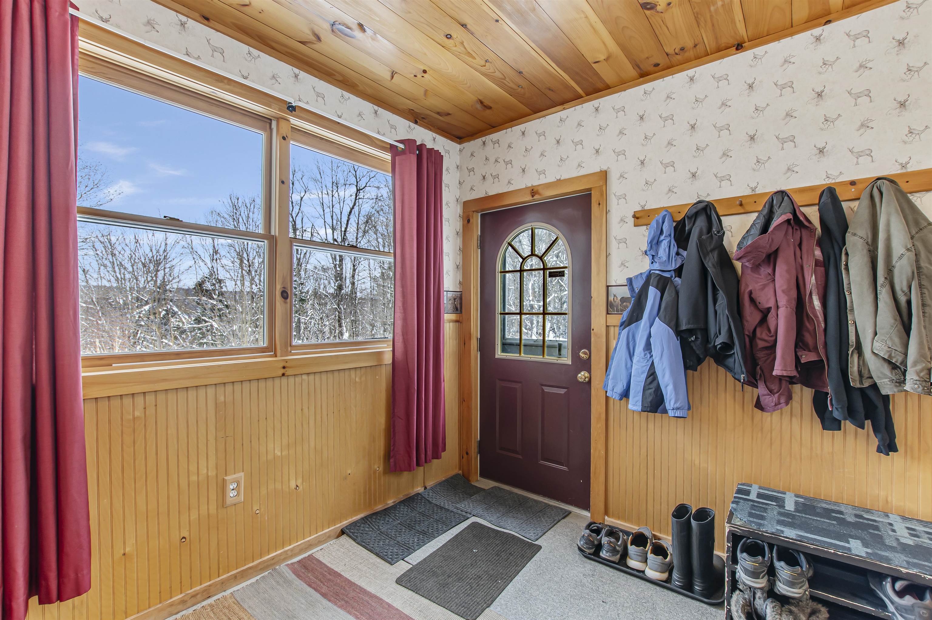 136 Spring Road Pittsburg, NH 03592 - Photo 31 of 35 Gallery Image 31
