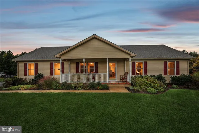 $400,000 | 104 Gadd Drive, Centreville, MD 21617