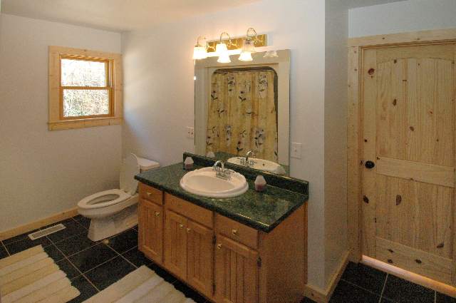 340 Oconee Creek Road Walhalla, SC 29691 - Photo 9 of 15 Gallery Image 9
