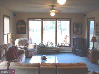 2175 Longview Road Warrington, PA 18976 - Photo 5 of 6 Gallery Image 5