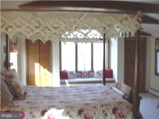 2175 Longview Road Warrington, PA 18976 - Photo 6 of 6 Gallery Image 6