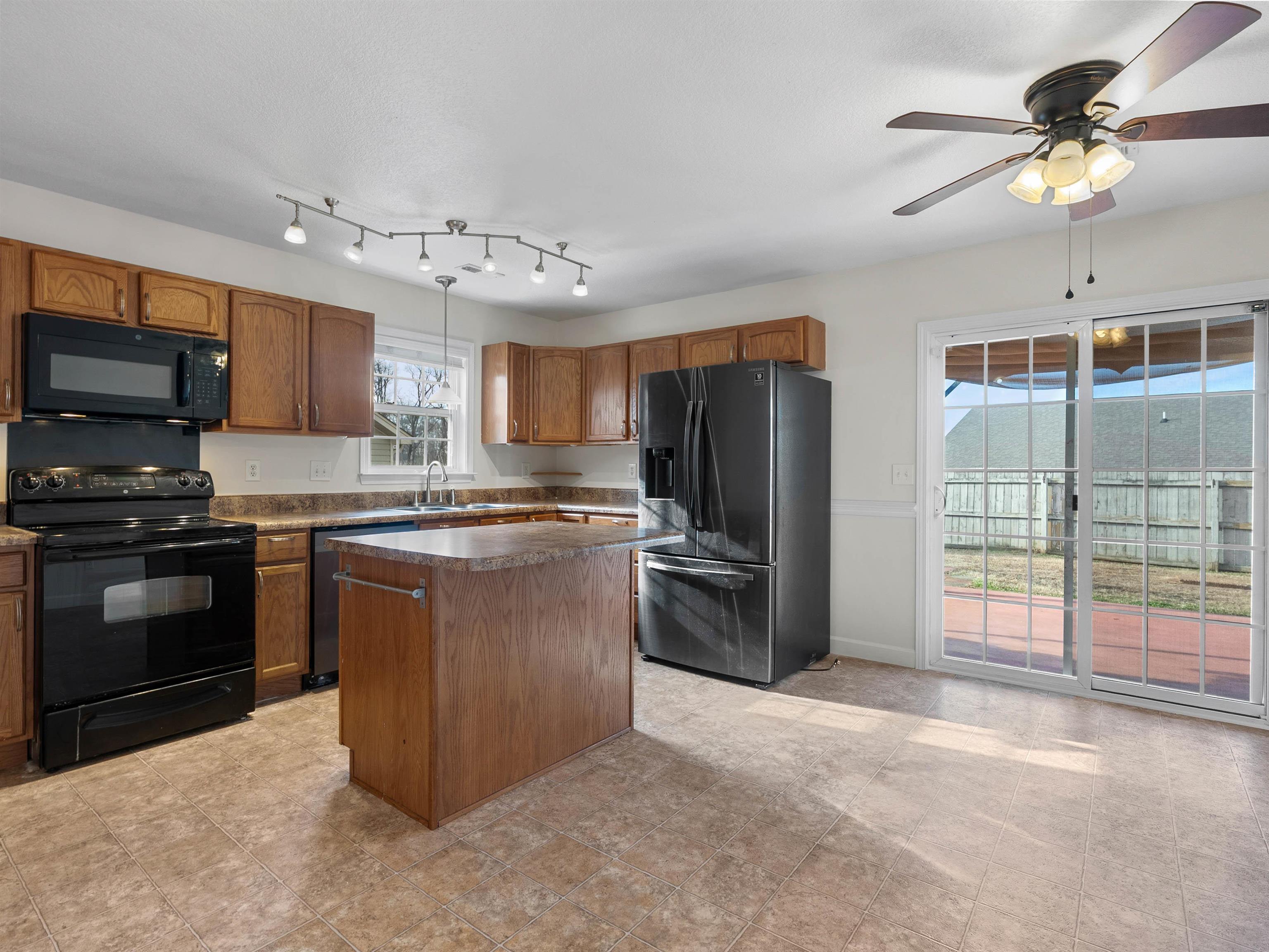 652 Clarion Court Boiling Springs, SC 29316 - Photo 9 of 28