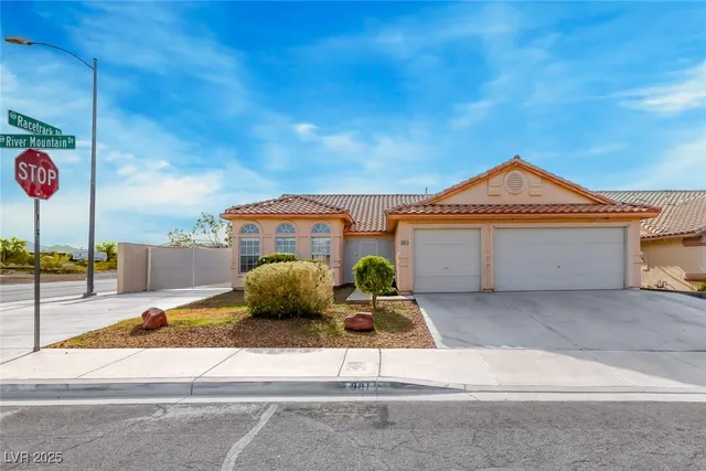 $615,000 | 901 River Mountain Drive, Henderson, NV 89015