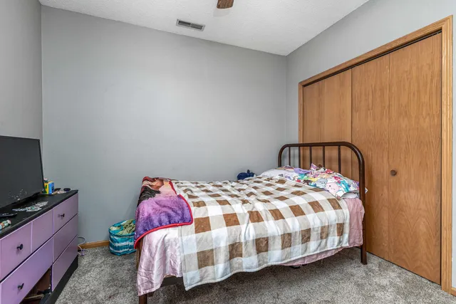 $329,000 | 1400 21st Street, Hazel Green, WI 53811