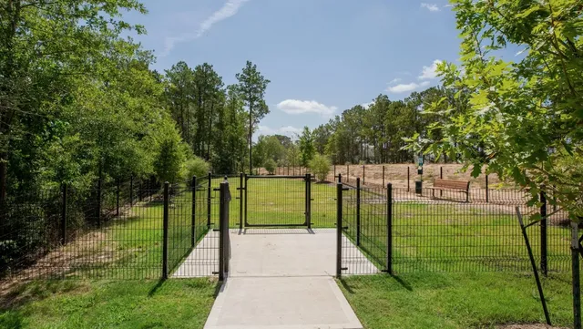 $1,835 | 411 Brushback Drive, Huntsville, TX 77320